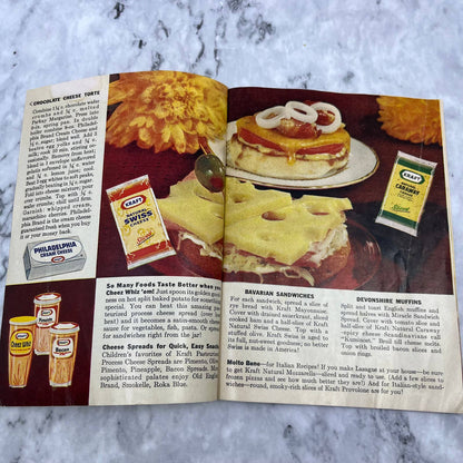 Vintage Kraft Cheese Cookery Recipe Pamphlet Cookbook  TJ4