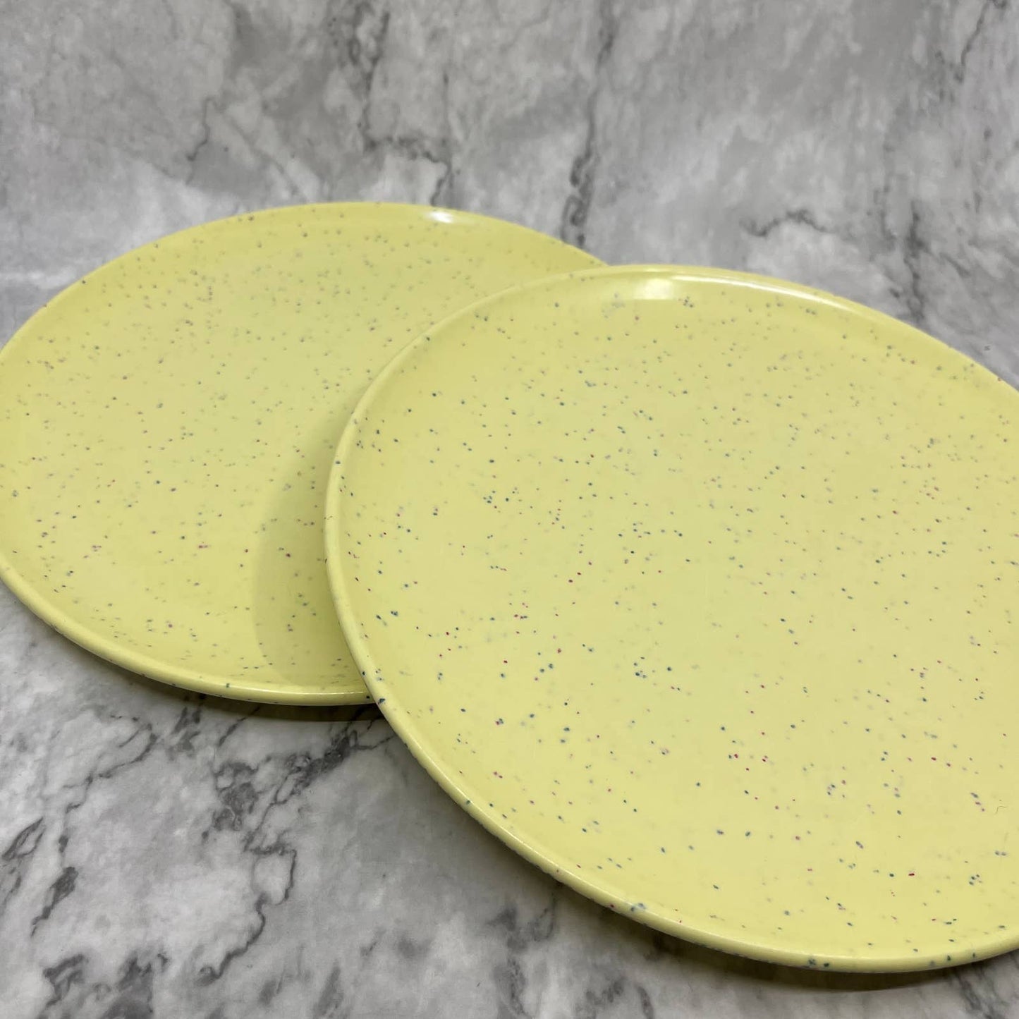 MCM Imperial Ware Speckled Confetti Yellow Dinner Plate Set Melmac Malamine TA3