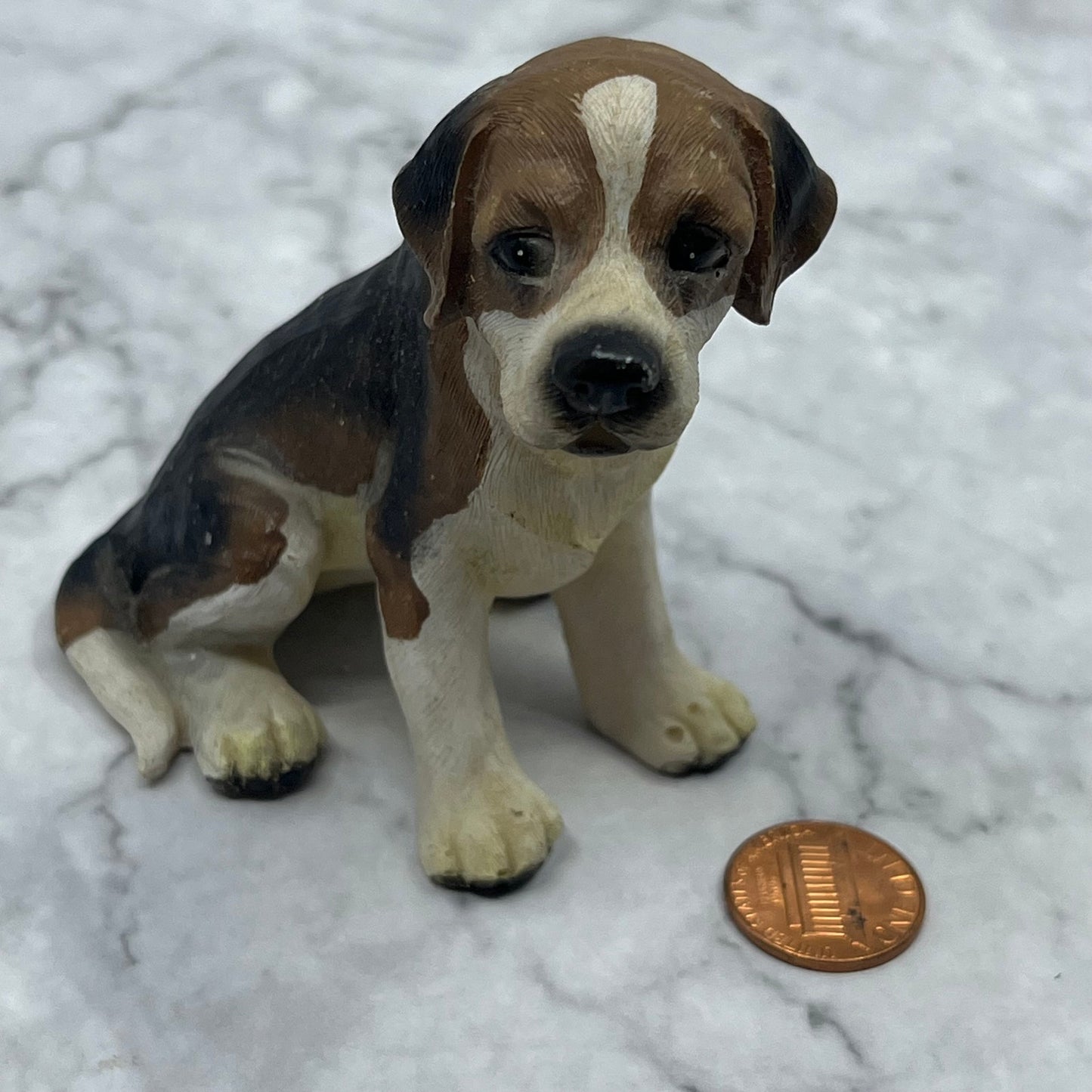 Vintage Hand Painted Cast Resin Beagle Hound Dog Figurine 3” TK3