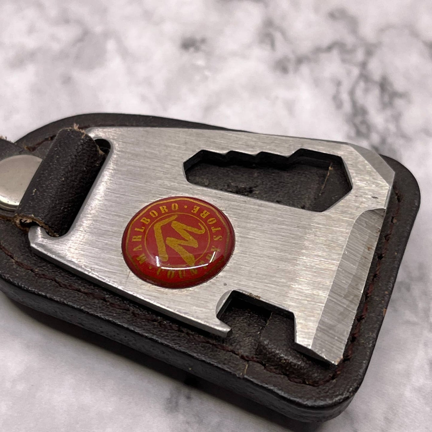 Vintage Marlboro Country Store Key Ring Chain Bottle Opener Tool Leather SA2