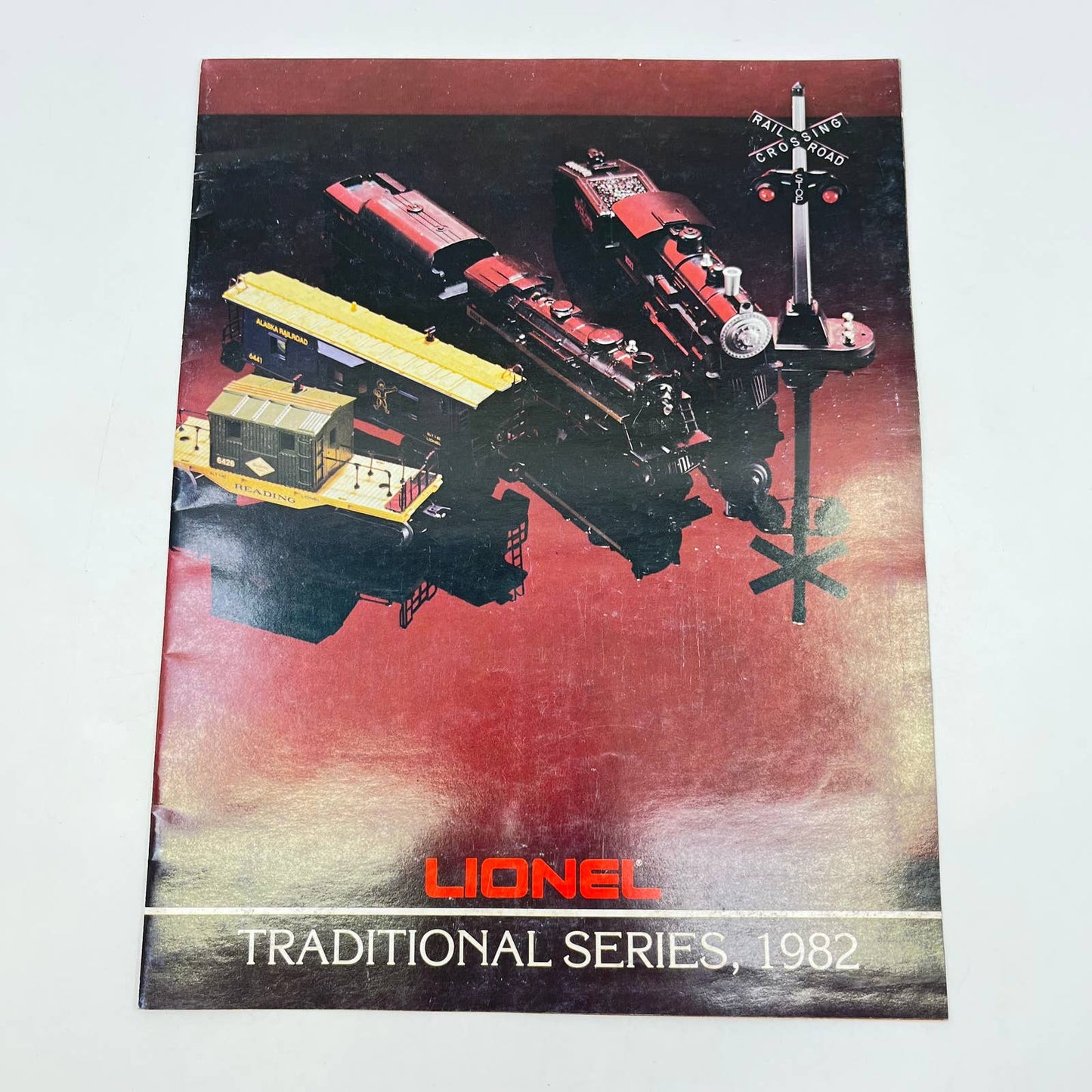 Lionel Model Railroad Trains Classic 1982 Traditional Series Catalog TF9