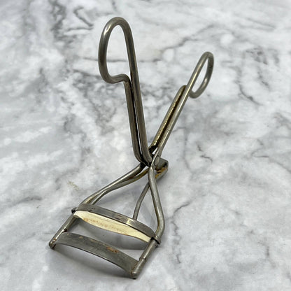 Vintage Maybelline Expert Eyes Metal Eyelash Curler TJ1