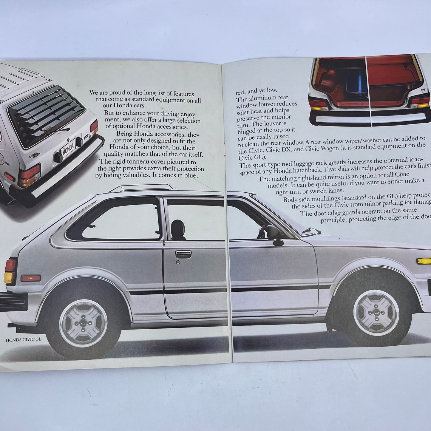 1980 Honda Accessories Original Dealer New Car Showroom Brochure TH8