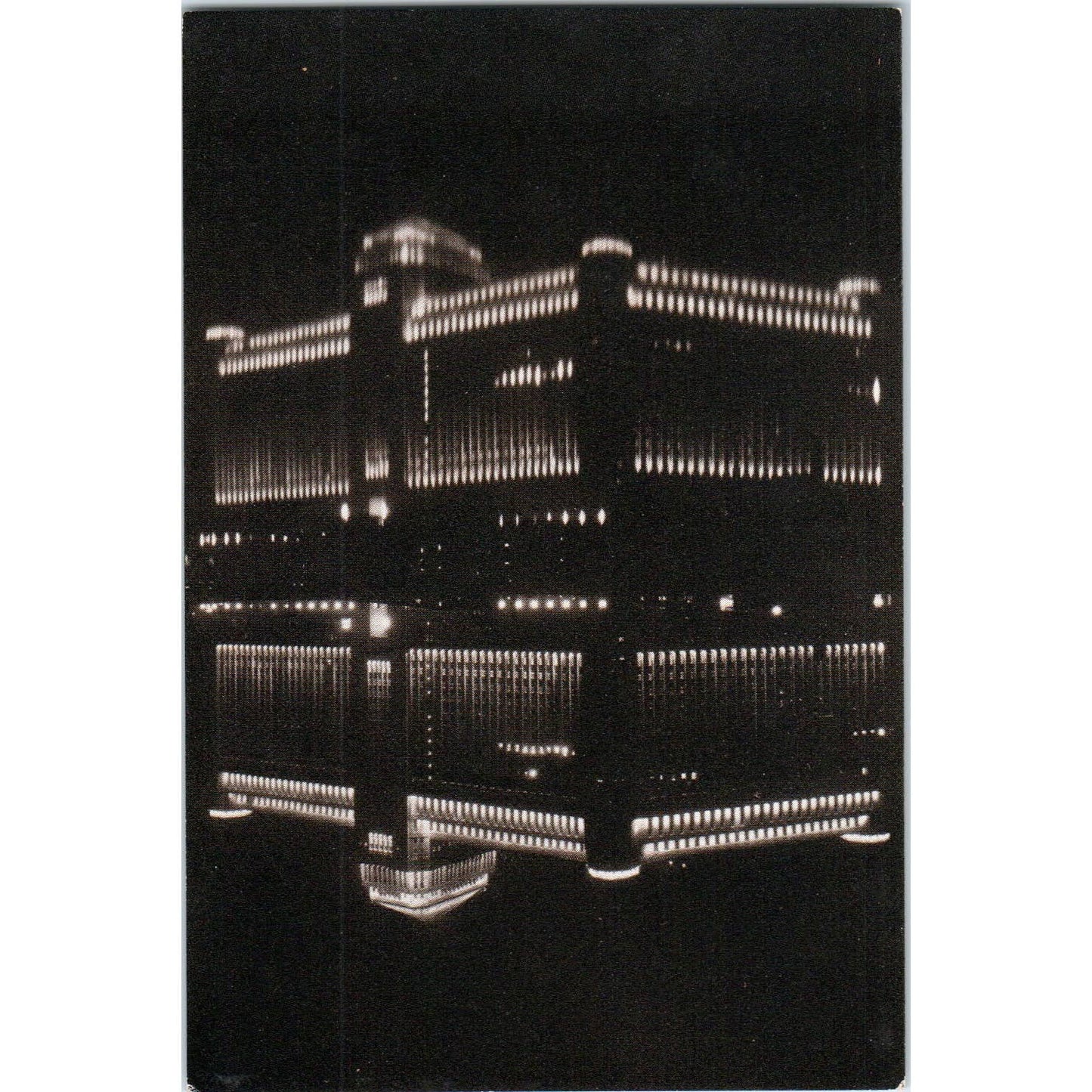 Marshall Field & Co Chicago The Merchandise Mart Original Postcard TK1-25