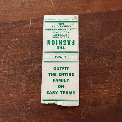 The Fashion Grand Avenue Kansas City Mo Advertising Matchbook Cover MM11-4