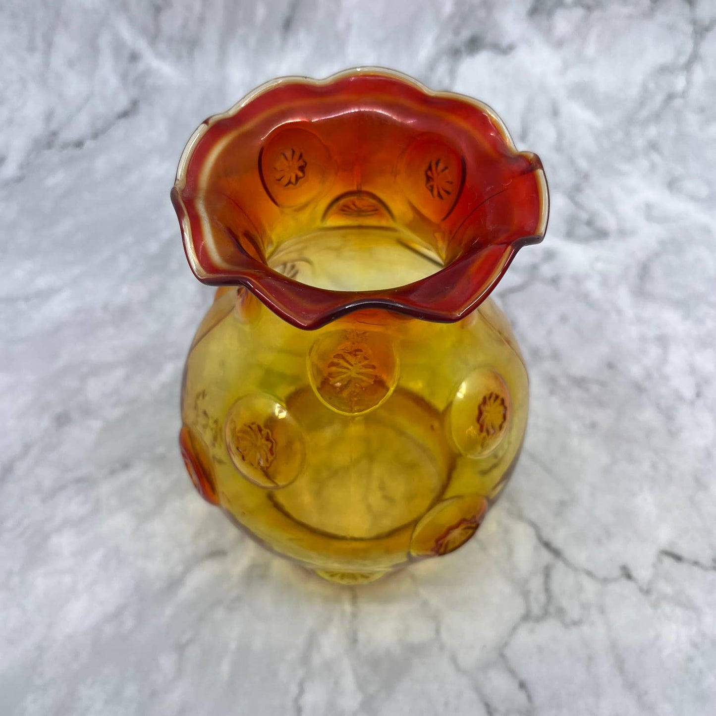 L.E. Smith Amberina Moon & Stars Glass Ruffled Edge Oil Hurricane Lamp Shade TA9