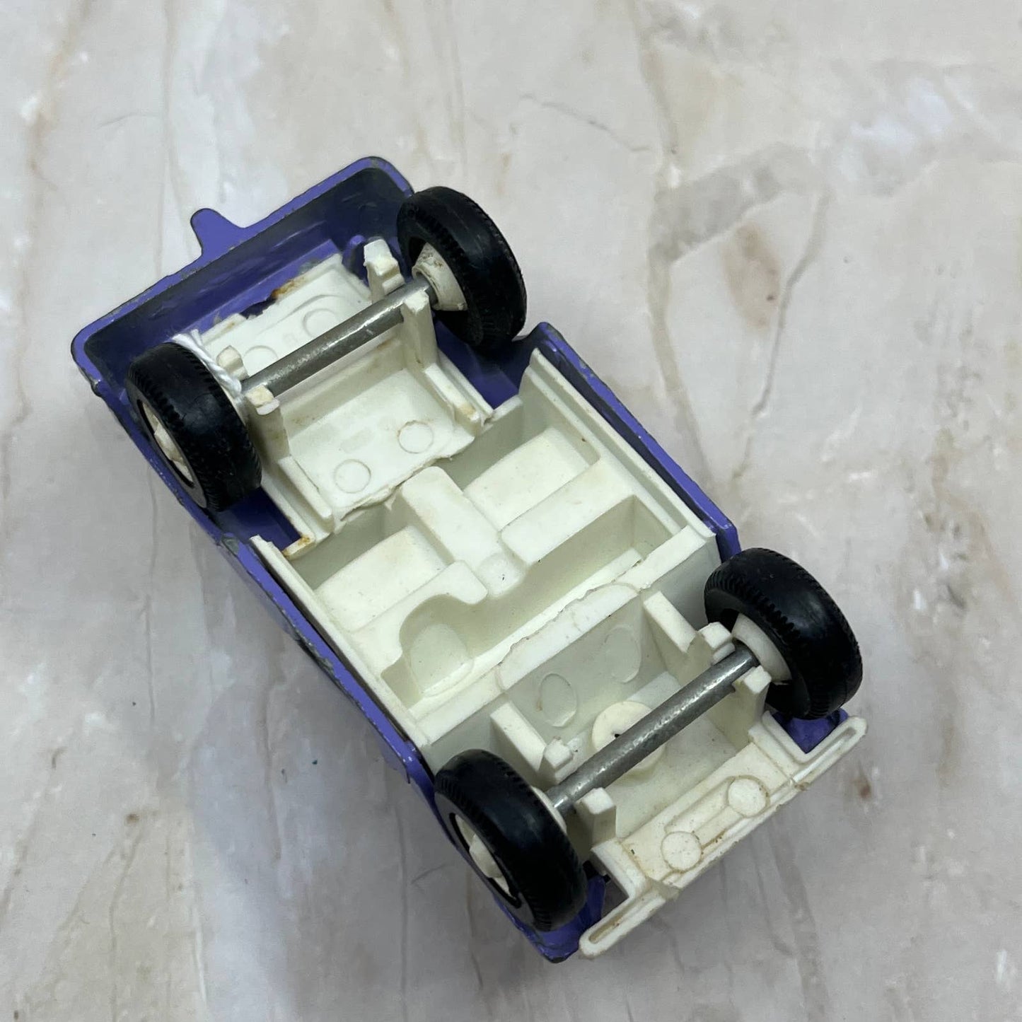 Vintage Jeep Tootsietoy 4" Lilac Purple Toy Diecast Car 1969  TC5-S1