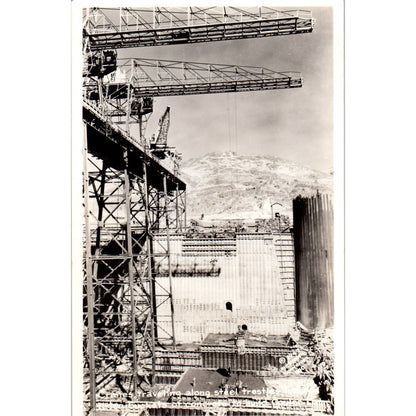 Vintage Postcard Cranes Lowering Concrete at Grand Coulee Dam Washington TD9-W2