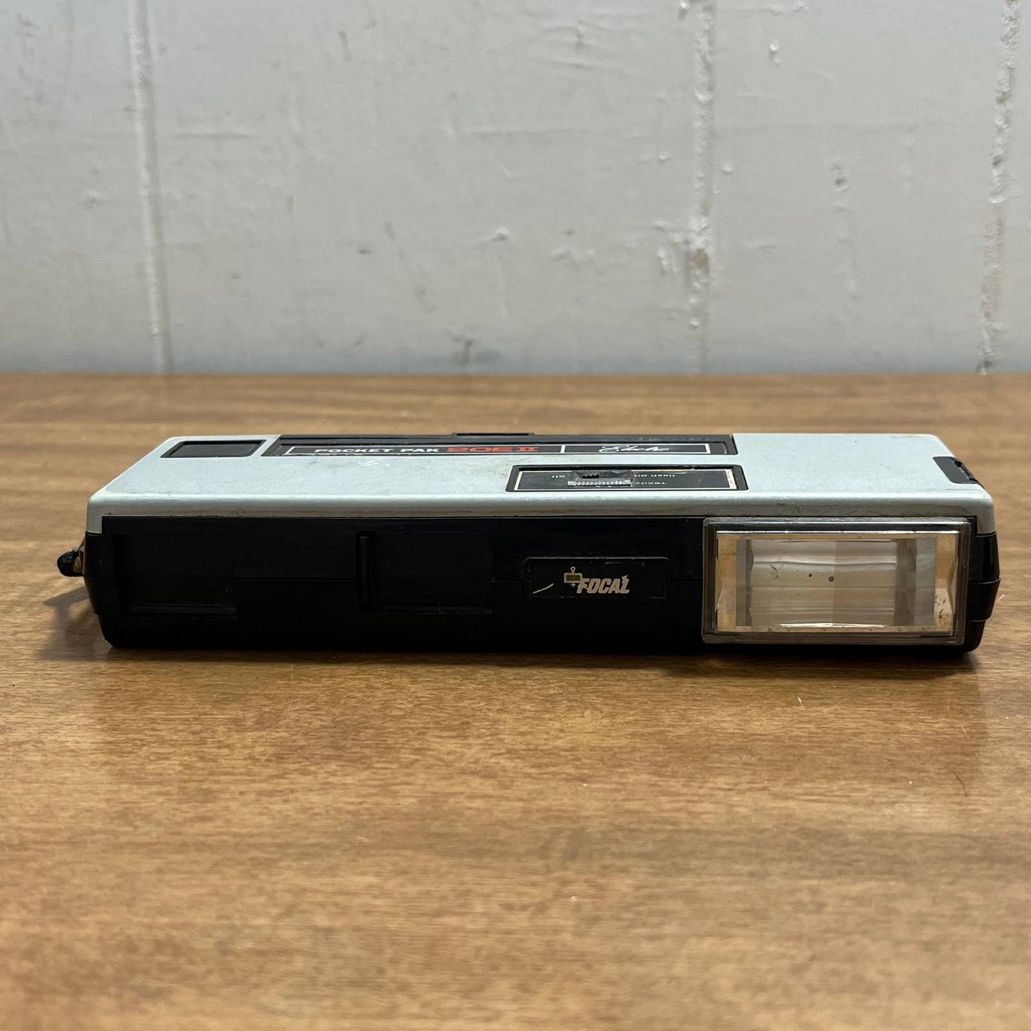 Vintage Focal Electro Pocket Pak 20EII Pocket Film Camera 110 TB8