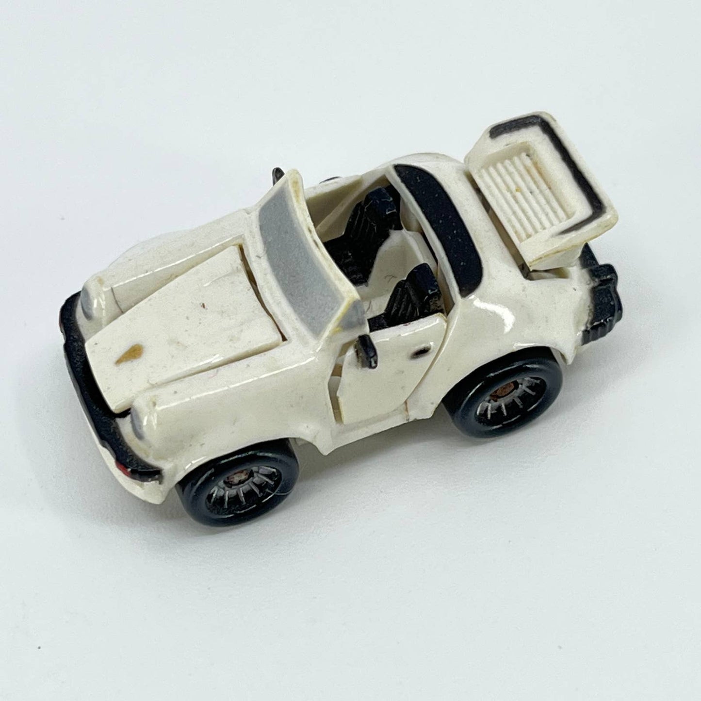 1988 Galoob Micro Machines Deluxe PORSCHE 911 with Opening Doors SD1