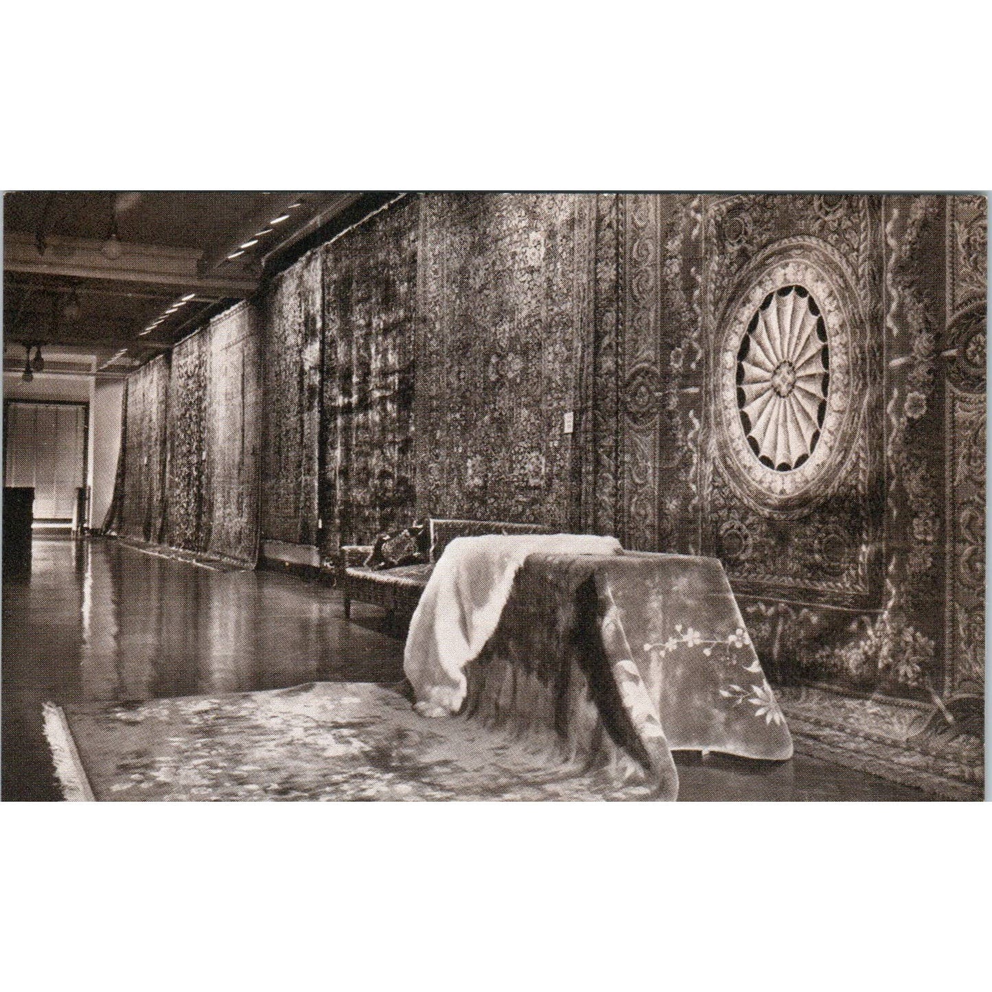 Marshall Field & Co Oriental Rug Section Original Postcard TK1-25