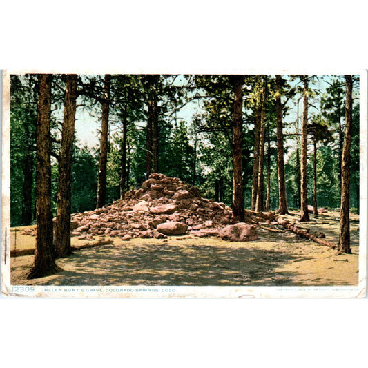 1909 Helen Hunt's Grave Colorado Springs Colorado Original Postcard TK1-28