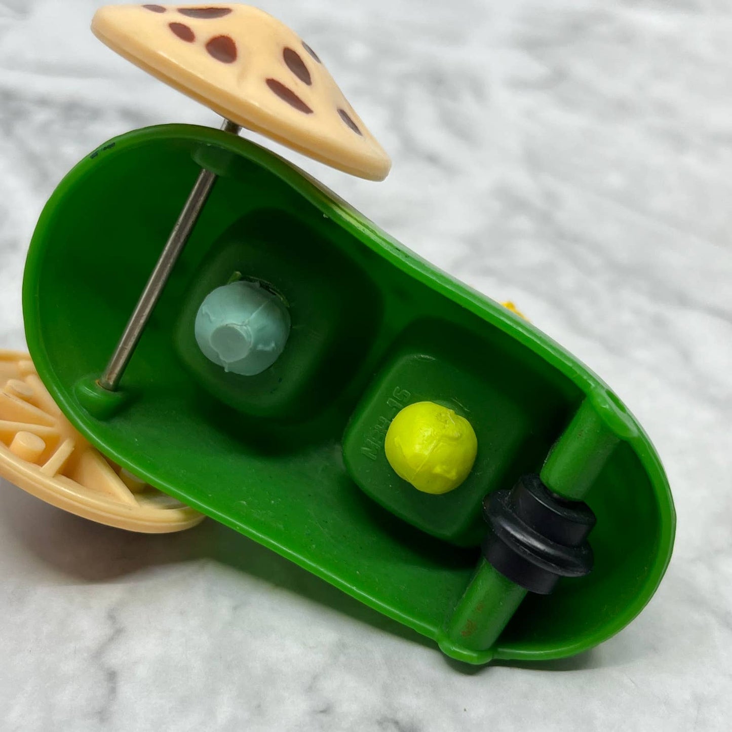 1988 Fraggle Rock Boober Wembley Car Cucumber McDonalds Happy Meal SE6