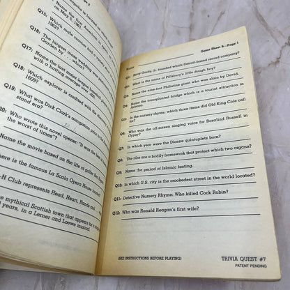 Trivia Quest 1984 Vtg Magazine Game Book #7 The Beatles Jaws James Bond TI7