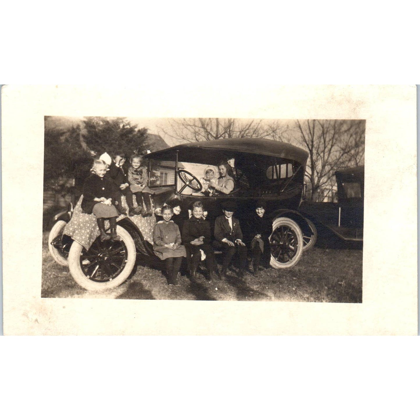 Antique Postcard RPPC Family Posing With Maxwell Touring Car SE8