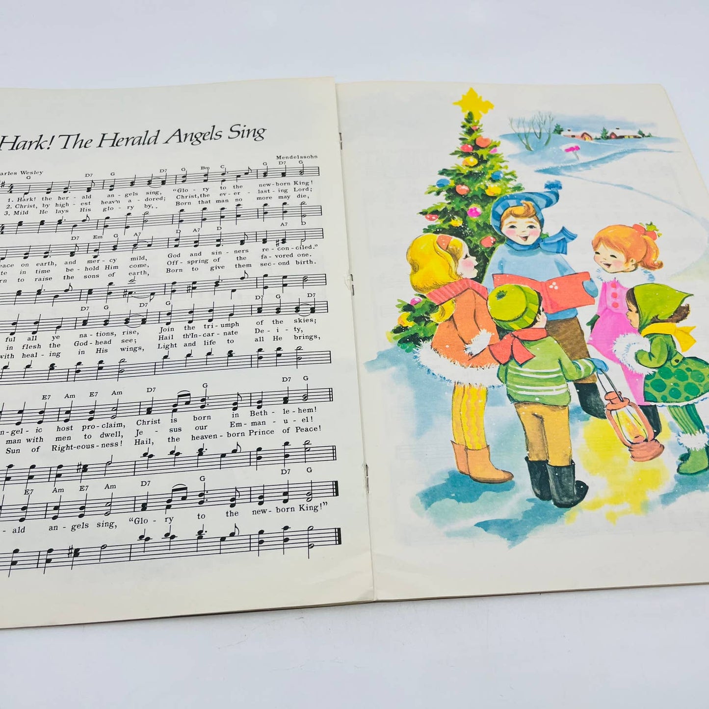 1950s-60s Christmas Carols Song Book Piano Organ Guitar Illustrated BA3