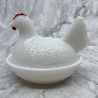 Vintage Hazel Atlas Milk Glass Red On Head Mini Nesting Hen On Nest 4.5” TH3
