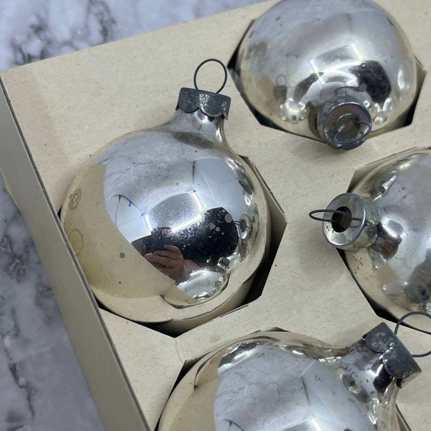 HOLLY 10 Vintage 2 1/4" Mercury Glass Ornaments Original Box Silver TJ9
