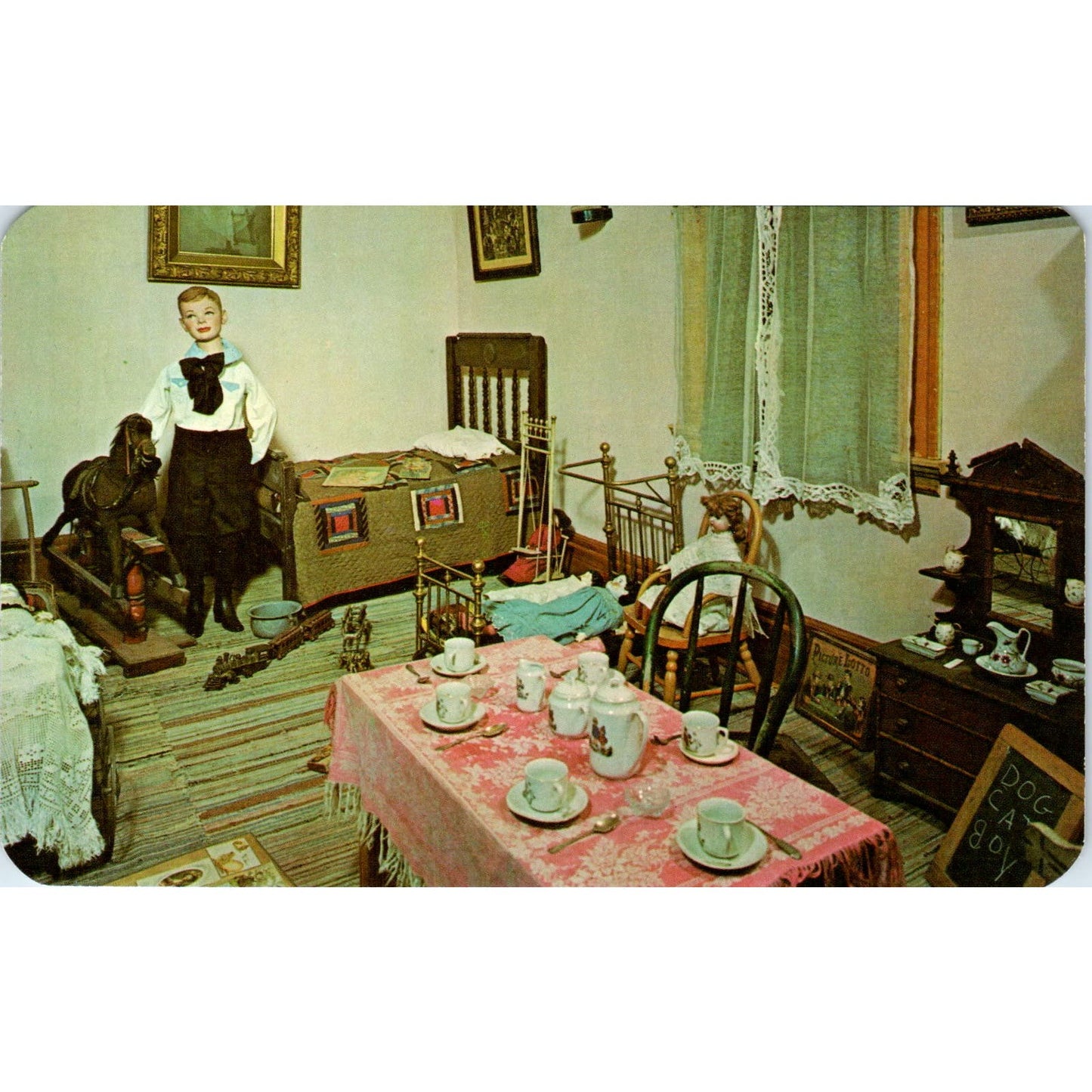 Children's Room Pikes Peak Ghost Town Colorado Springs Original Postcard PB9