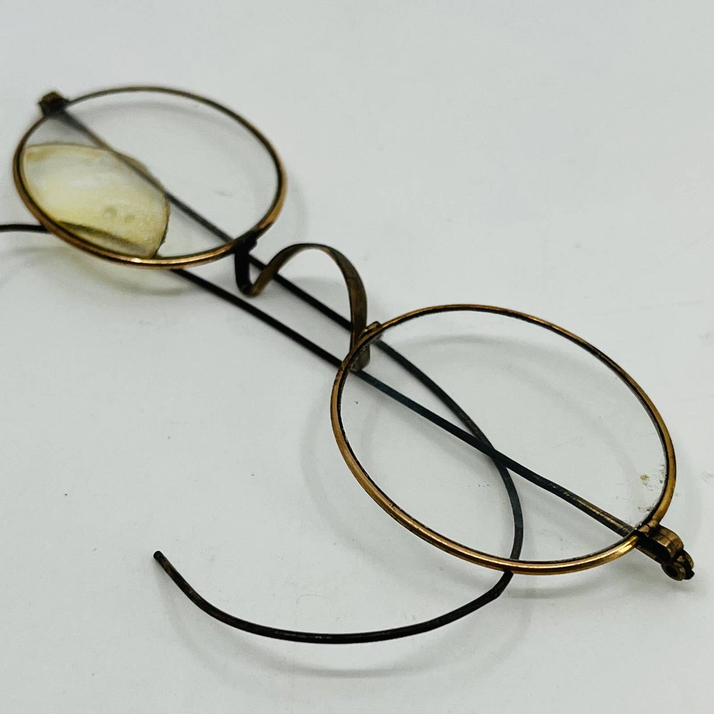 Antique 1800s Eyeglasses G. aXo Gold Tone Oval Frame Cable Arms SB8-1