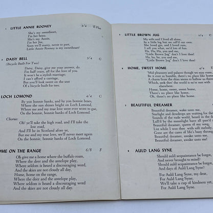 1940 ESSO Motor Oil Community Song Book Mognet's Esso Service Bakersville PA TG6