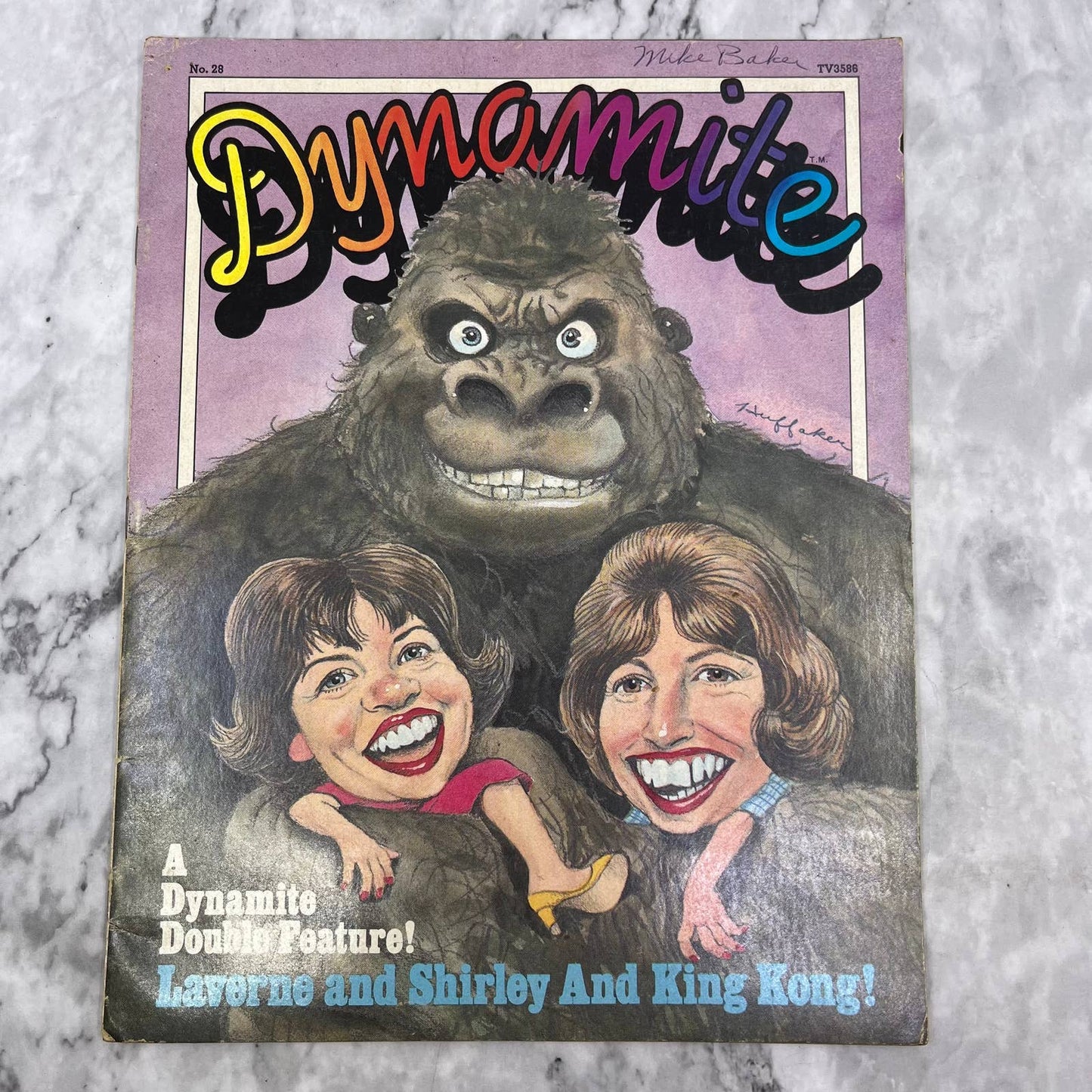 1976 DYNAMITE Magazine 28 (Laverne&Shirley/Happy Days/King Kong/Oliva Newton TJ4